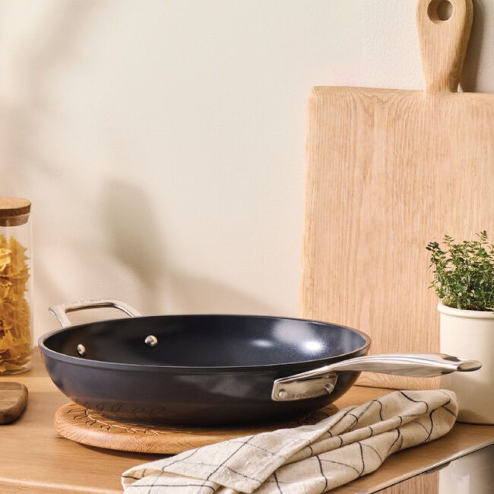 Le Creuset Essential Nonstick Ceramic 12" Deep Fry Pan
