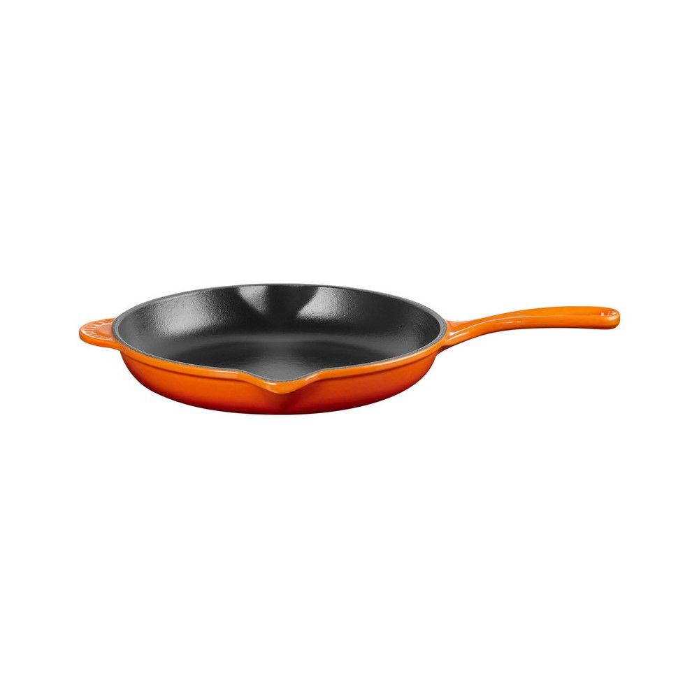  Le Creuset 9" Classic Skillet | Flame