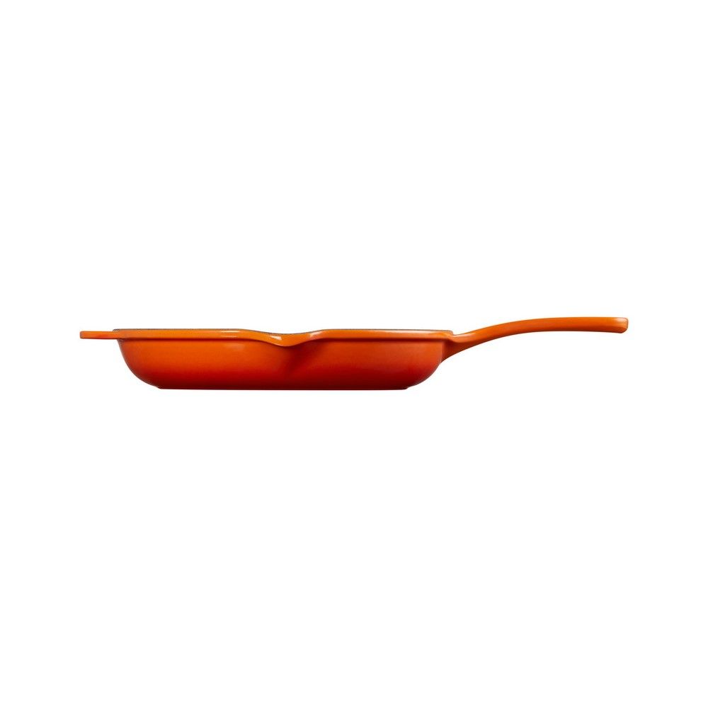  Le Creuset 9" Classic Skillet | Flame