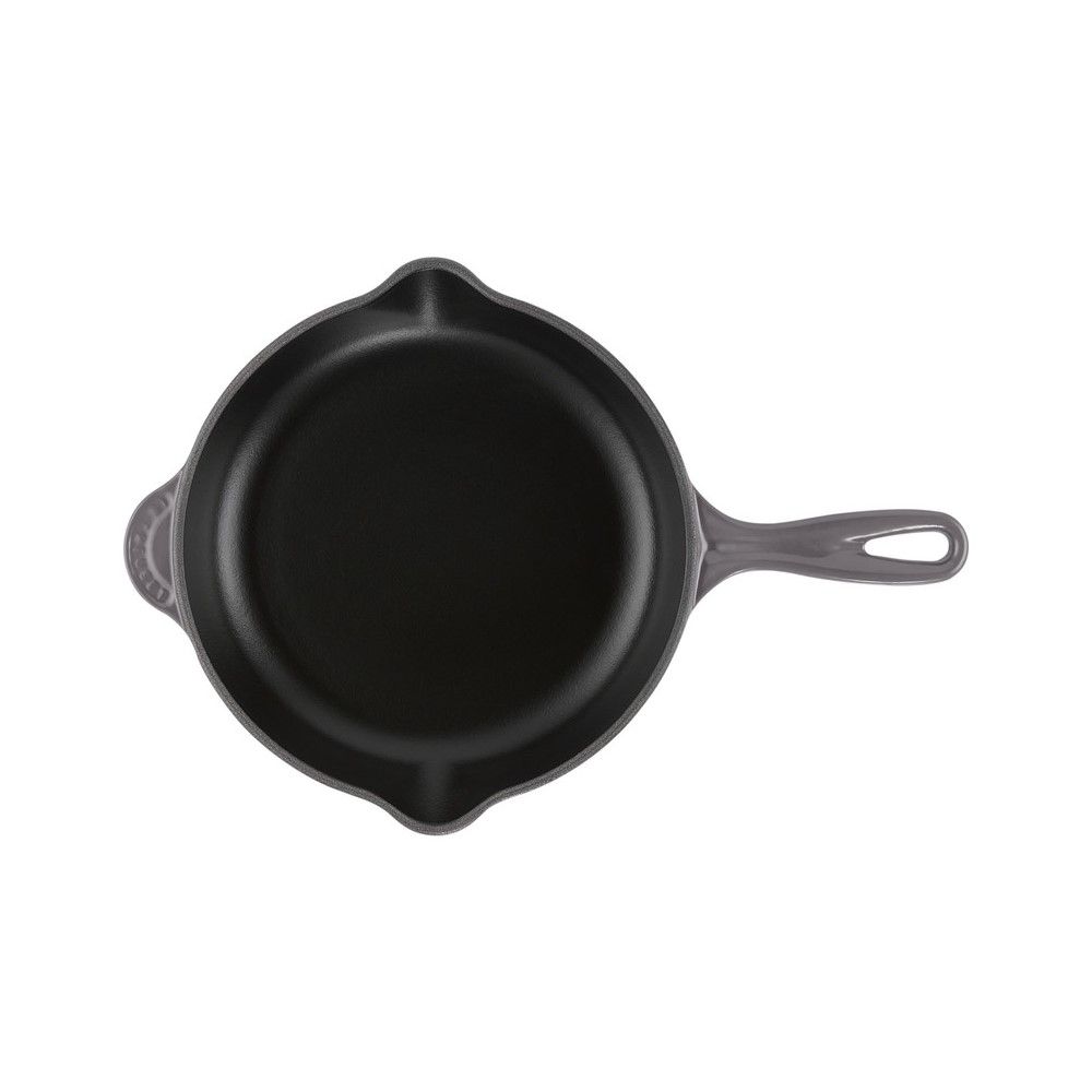  Le Creuset 9" Classic Skillet | Oyster