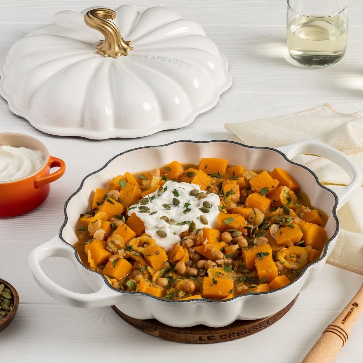  Le Creuset Signature 2.75 Qt. Pumpkin Braiser | White