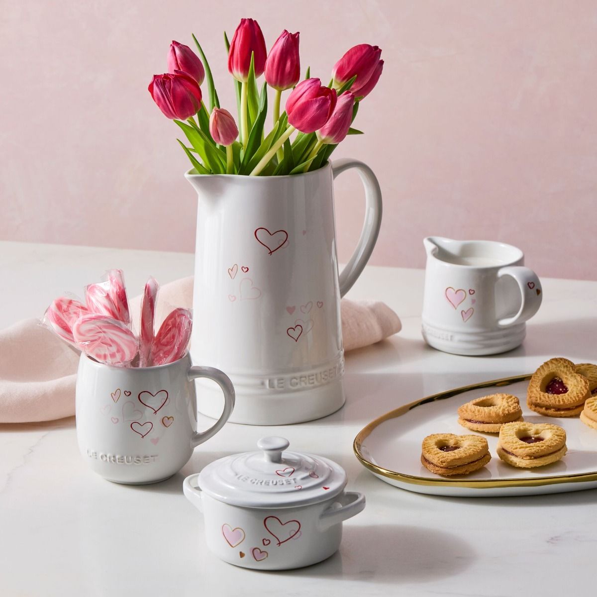  Le Creuset Mon Coeur Collection 1.6 Qt. Signature Stoneware Pitcher | White