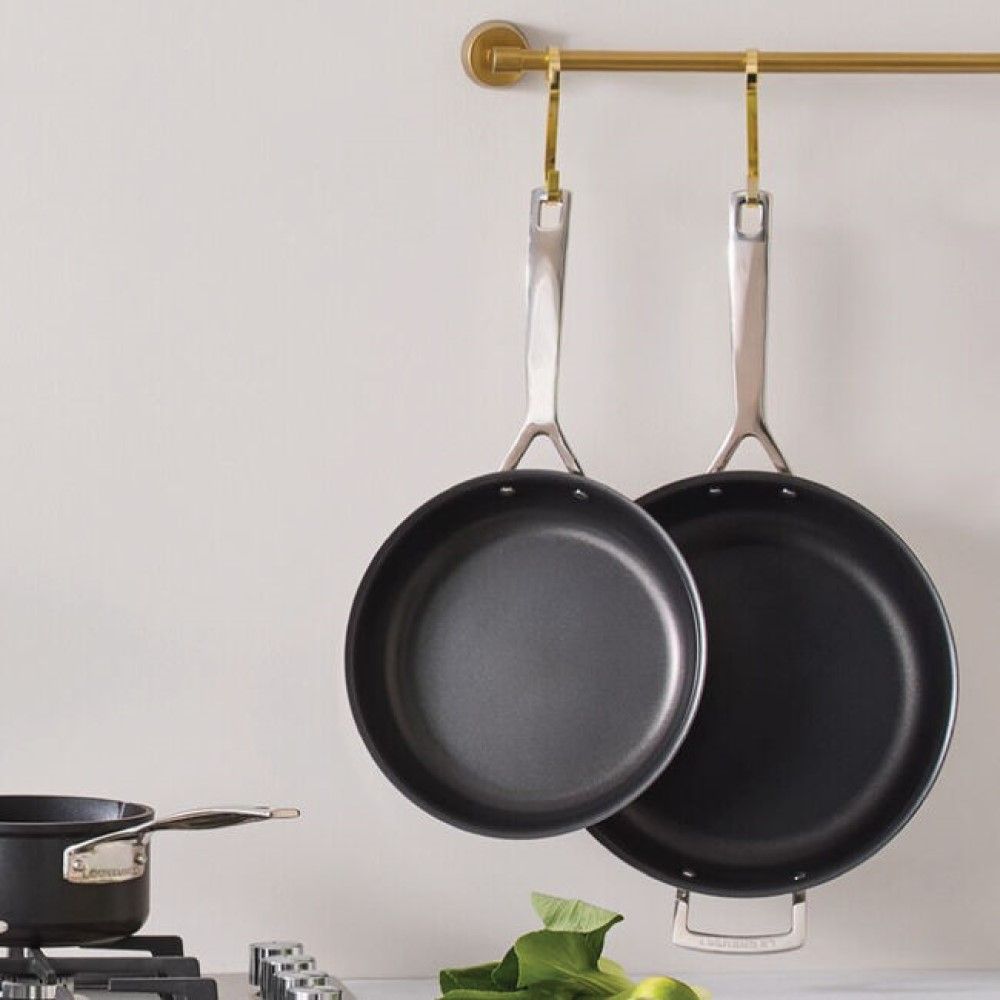  Le Creuset Classic Stainless Steel Nonstick 12" Shallow Round Fry Pan