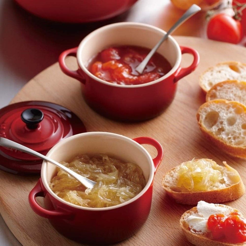  Le Creuset 8oz Round Mini Cocotte | Cerise/Cherry Red