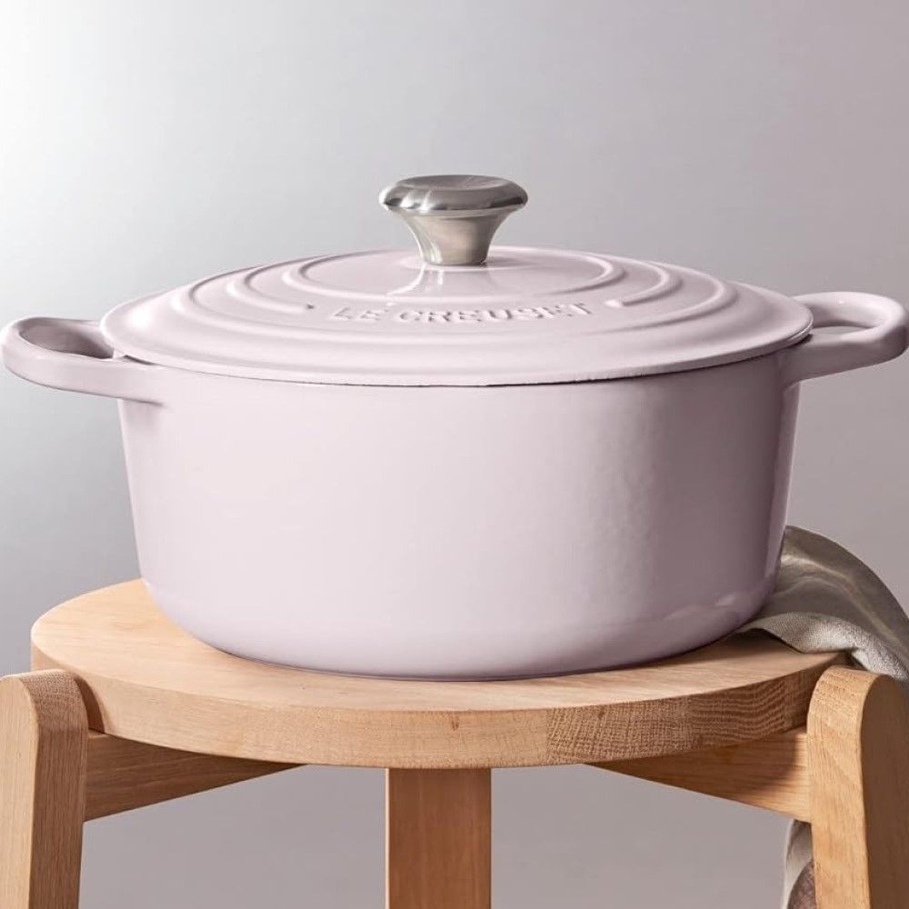  Le Creuset 7.25 Qt. Round Signature Dutch Oven With Stainless Steel Knob | Shallot