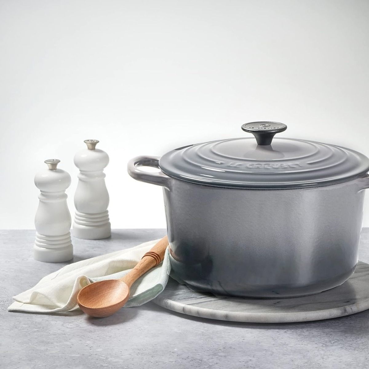  Le Creuset Petite Salt & Pepper Mill Set | White