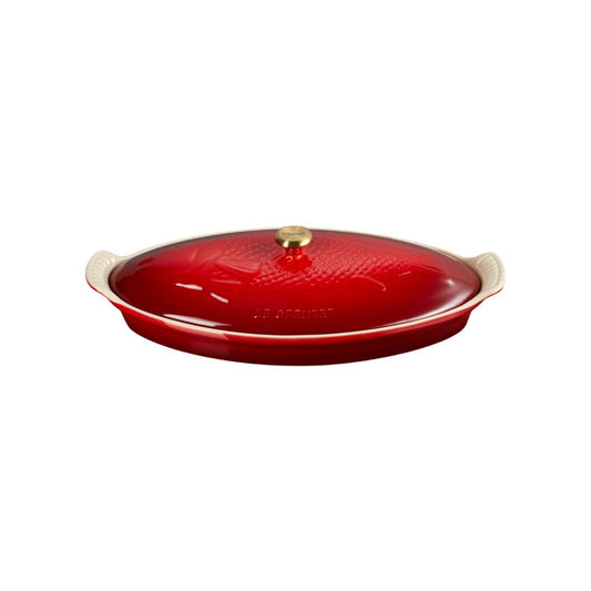  Le Creuset Heritage 1.7 Qt. Fish Baker With Gold Knob | Cerise