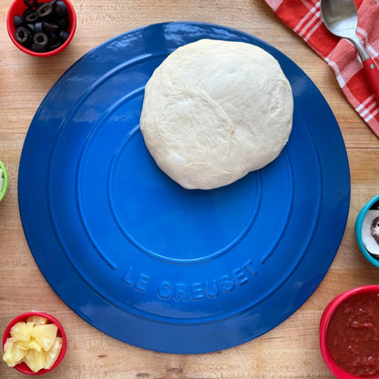  Le Creuset 15" Round Pizza Stone | Marseille