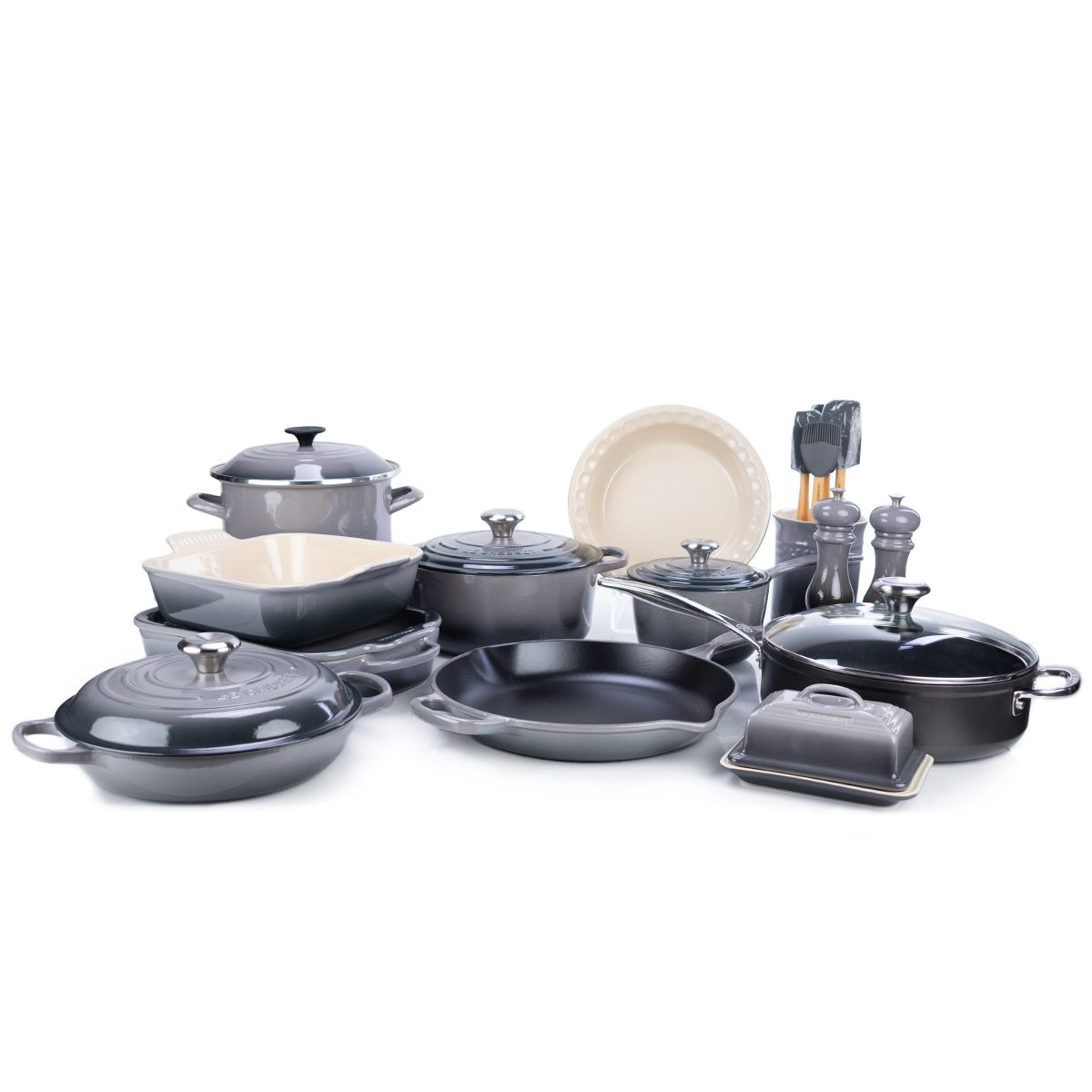  Le Creuset Collector's 23-Piece Set | Oyster