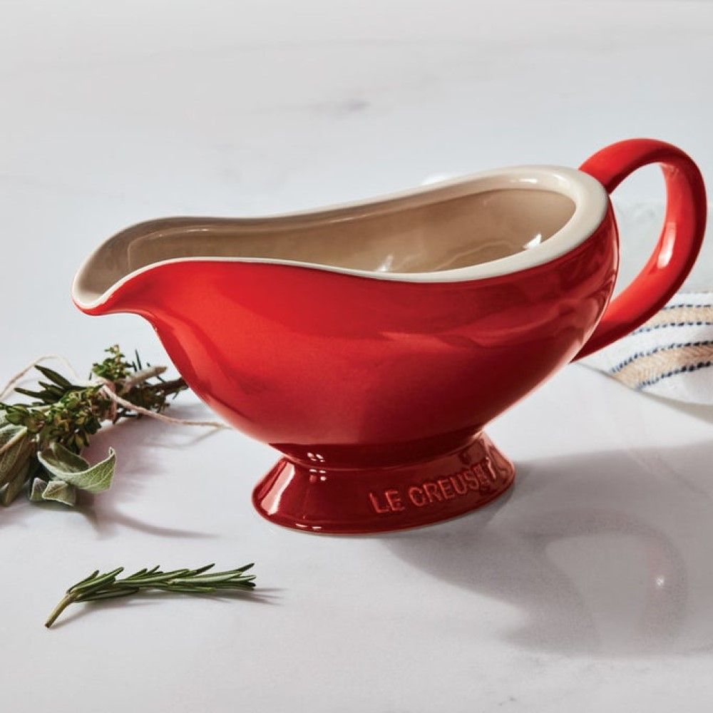  Le Creuset 16oz Heritage Stoneware Gravy Boat | Cerise/Cherry Red