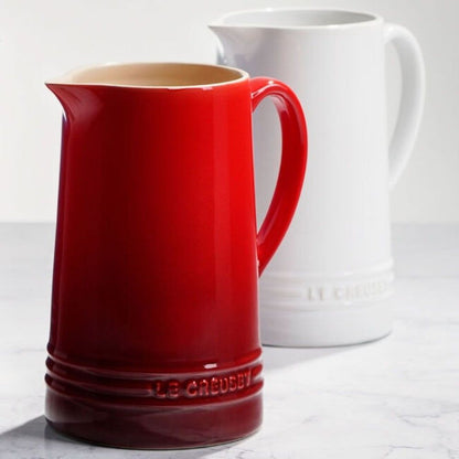  Le Creuset 1.6 Qt Pitcher | Cerise/Cherry Red
