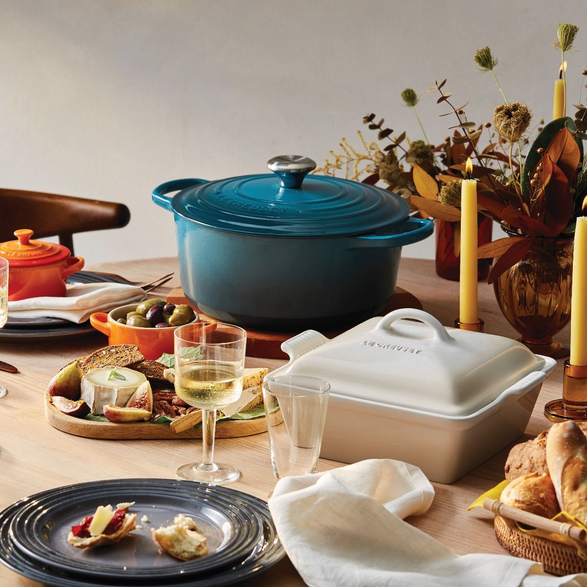 Le Creuset 5.5 Qt. Round Signature Cast Iron Dutch Oven With Stainless Steel Knob | Deep Teal