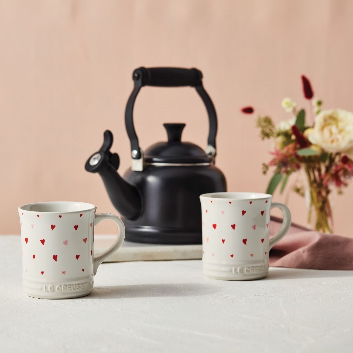  Le Creuset L'Amour Collection 14oz Mug With Heart Applique | White
