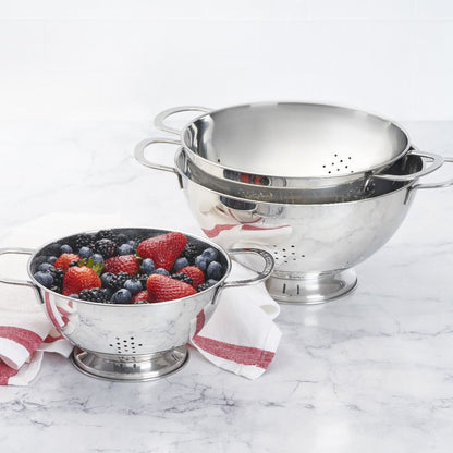  Le Creuset Stackable Stainless Steel Colanders (Set Of 3)