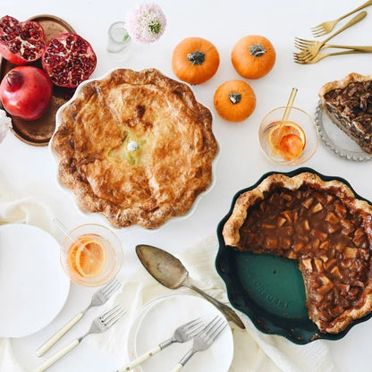  Le Creuset 9" Heritage Pie Dish | Artichaut