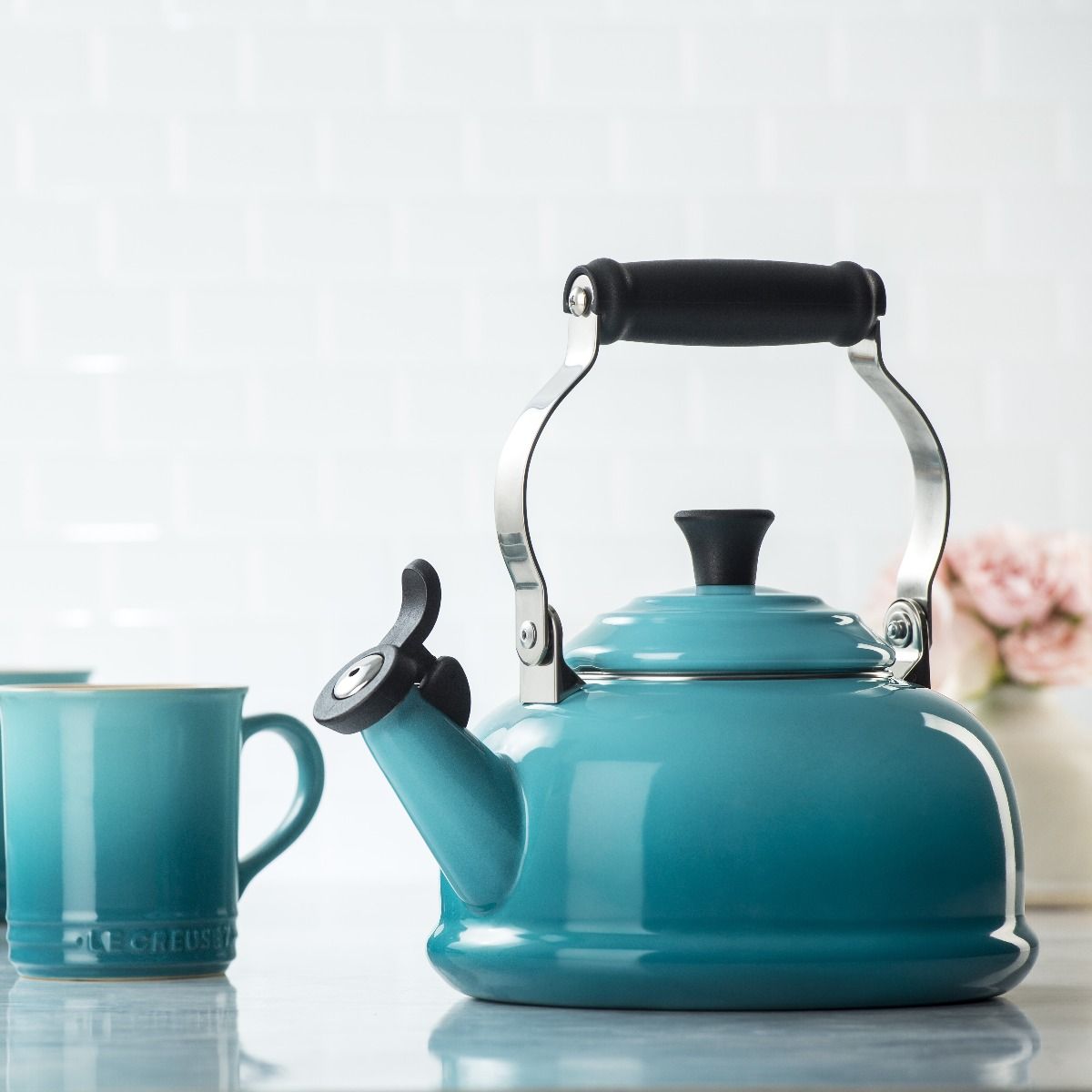  Le Creuset 1.7 Qt. Classic Whistling Kettle | Caribbean Blue