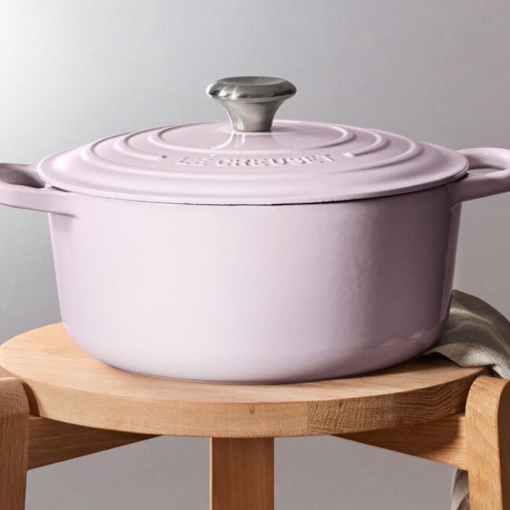  Le Creuset 5.5 Qt. Round Signature Cast Iron Dutch Oven With Stainless Steel Knob | Shallot