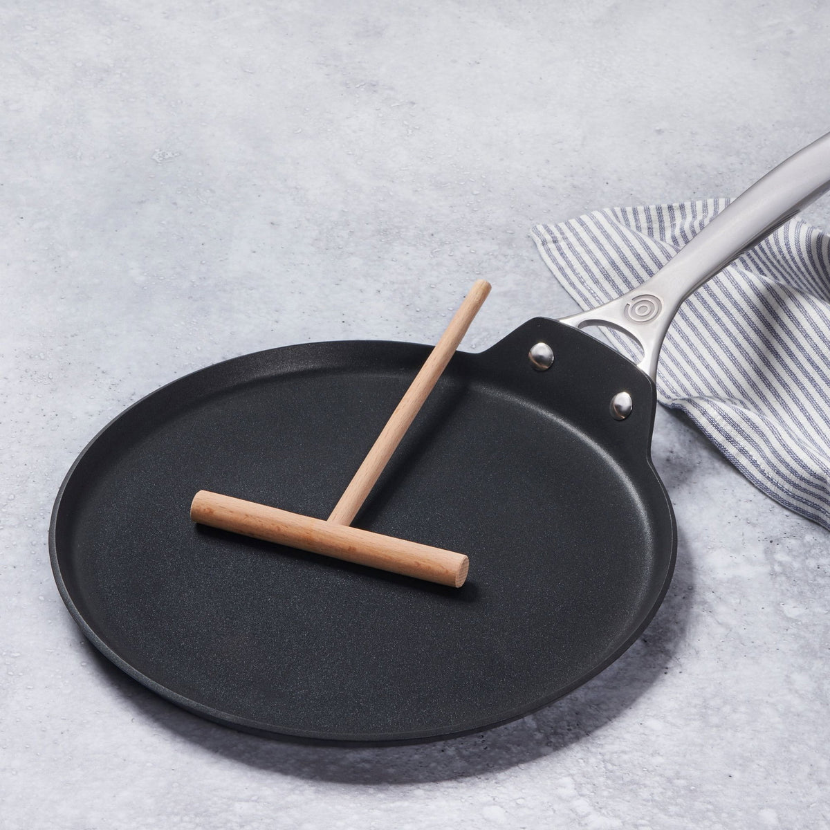 Le Creuset 11" Crepe Pan With Rateau | Toughened Nonstick Pro