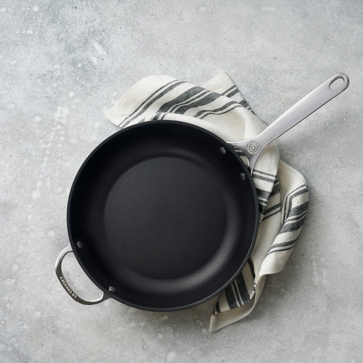  Le Creuset 11" Deep Fry Pan | Toughened Nonstick Pro