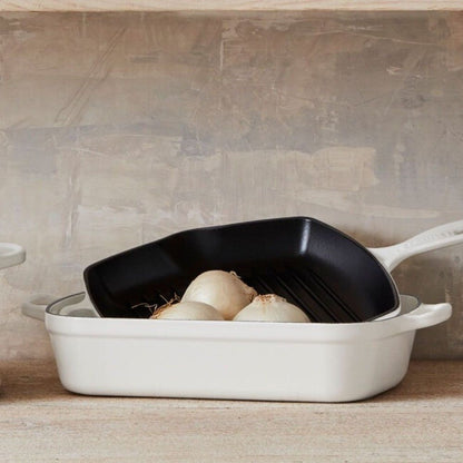  Le Creuset 5.25 Qt. Rectangular Signature Cast Iron Roaster | White